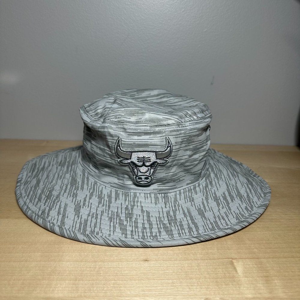 Chicago Bulls Bucket Hat Cap Gray Grey White Ultra Game Draw Strings OSFM